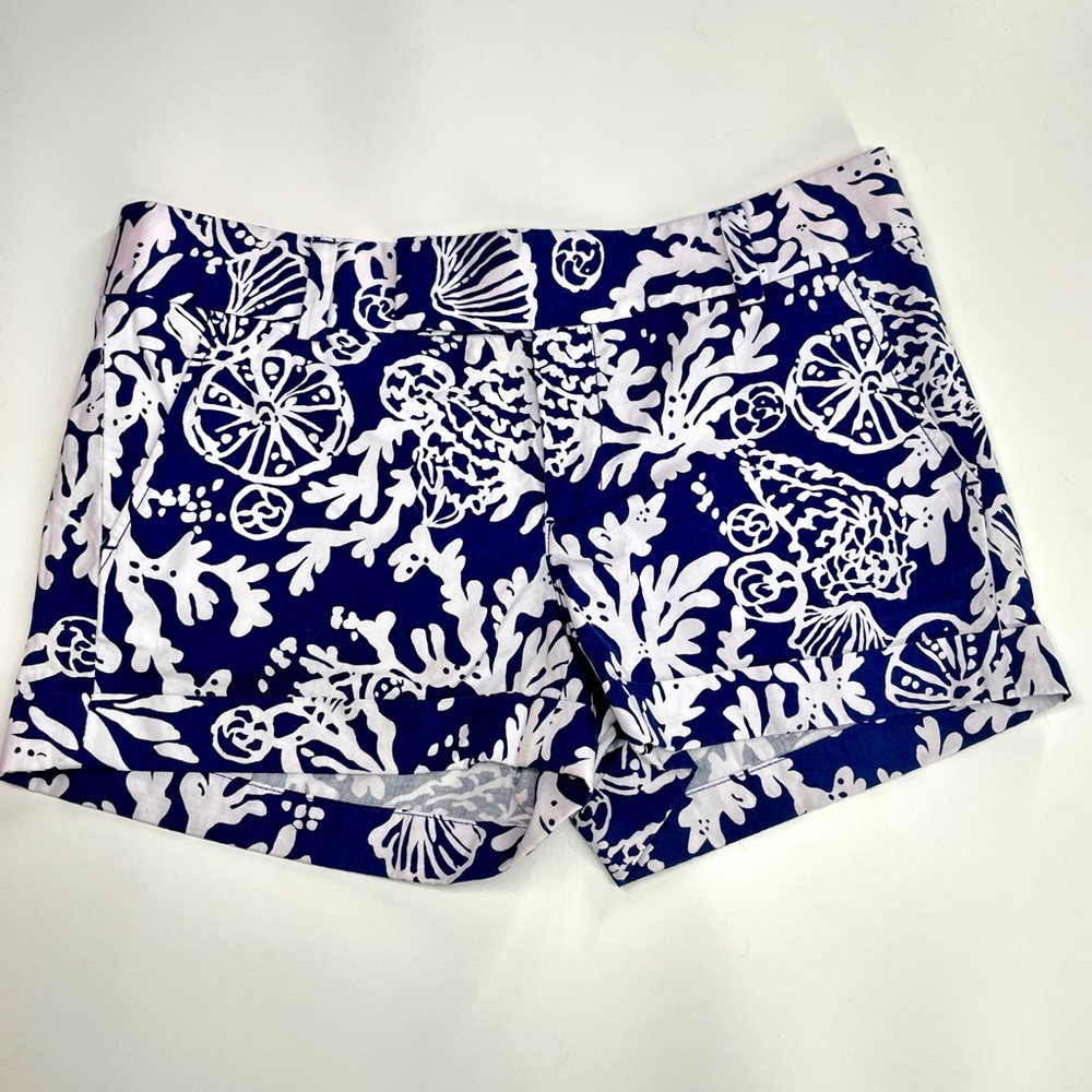 Lilly Pulitzer In The Grove Barclay Navy White Floral Shorts Size 6 - 28 NWOT